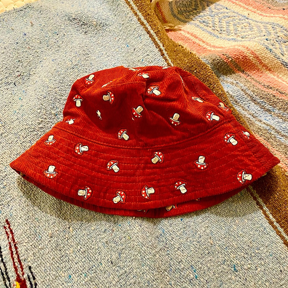 urban outfitters red mushroom bucket hat